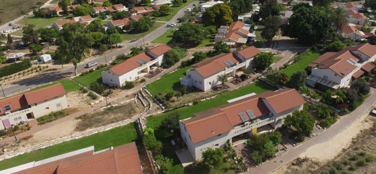 חדש על המדף הכפרי: שכונה בהזמנה
